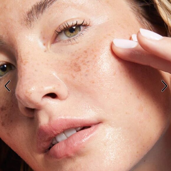 TULA Skincare  Bedtime Bright™ Vita-Charge™ Overnight Brightening Treatment - Picture 5 of 5